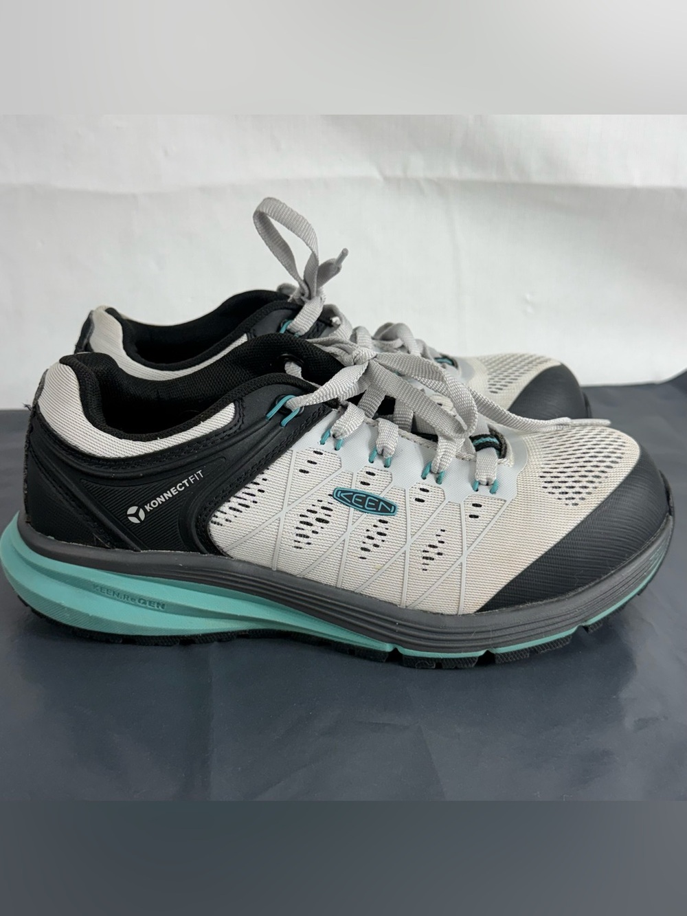 KEEN Konnectfit Vista Energy Sneaker Composite Toe Work  Shoes Women's Sz 7.5 M